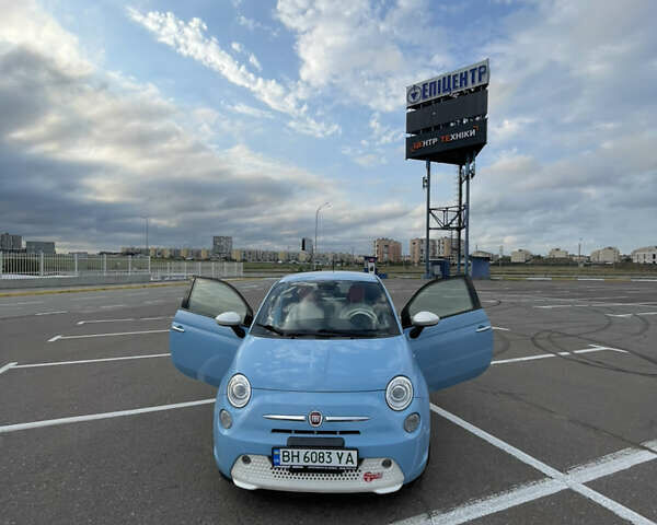 Синий Фиат 500e, объемом двигателя 0 л и пробегом 74 тыс. км за 7500 $, фото 1 на Automoto.ua