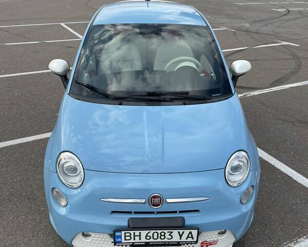 Синий Фиат 500e, объемом двигателя 0 л и пробегом 74 тыс. км за 7500 $, фото 11 на Automoto.ua