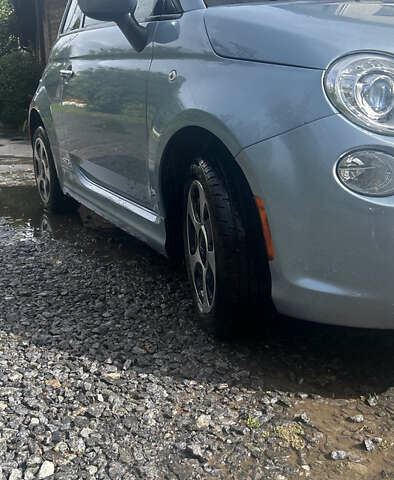 Синий Фиат 500e, объемом двигателя 0 л и пробегом 91 тыс. км за 7150 $, фото 4 на Automoto.ua