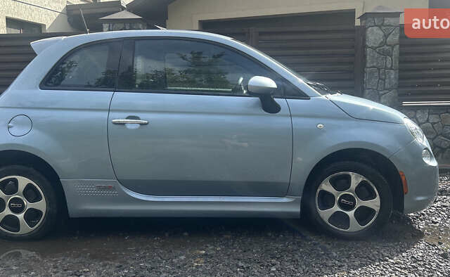 Синий Фиат 500e, объемом двигателя 0 л и пробегом 91 тыс. км за 7150 $, фото 5 на Automoto.ua