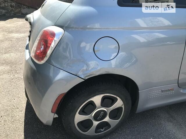 Синий Фиат 500e, объемом двигателя 0 л и пробегом 135 тыс. км за 5500 $, фото 5 на Automoto.ua