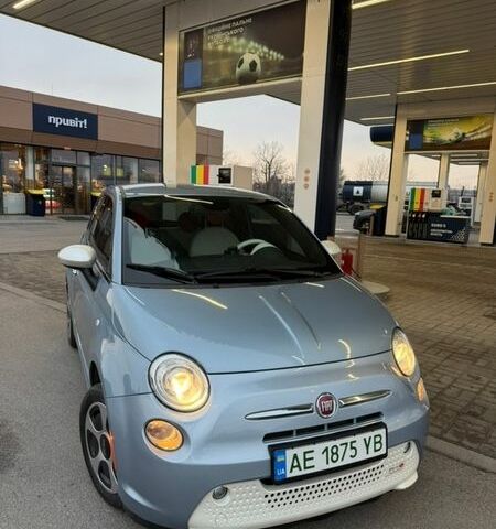 Синій Фіат 500e, об'ємом двигуна 0 л та пробігом 72 тис. км за 8900 $, фото 22 на Automoto.ua