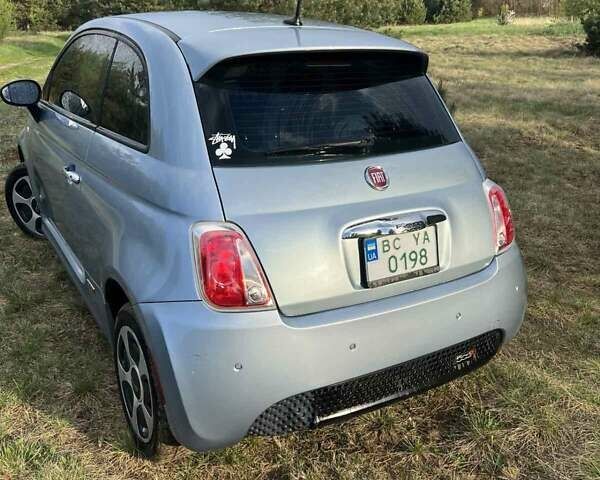 Синій Фіат 500e, об'ємом двигуна 0 л та пробігом 97 тис. км за 6300 $, фото 2 на Automoto.ua