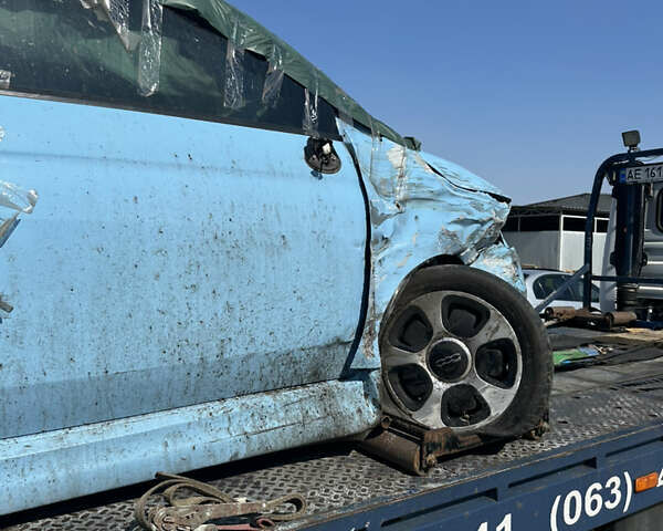 Синий Фиат 500e, объемом двигателя 0 л и пробегом 97 тыс. км за 3000 $, фото 5 на Automoto.ua