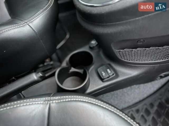 Синій Фіат 500e, об'ємом двигуна 0 л та пробігом 104 тис. км за 7700 $, фото 26 на Automoto.ua