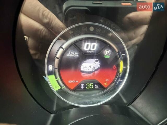 Синій Фіат 500e, об'ємом двигуна 0 л та пробігом 96 тис. км за 6600 $, фото 14 на Automoto.ua
