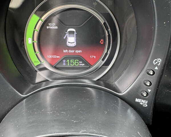 Синій Фіат 500e, об'ємом двигуна 0 л та пробігом 106 тис. км за 9000 $, фото 9 на Automoto.ua