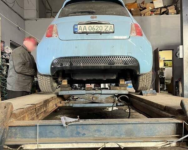 Синий Фиат 500e, объемом двигателя 0 л и пробегом 134 тыс. км за 6900 $, фото 6 на Automoto.ua