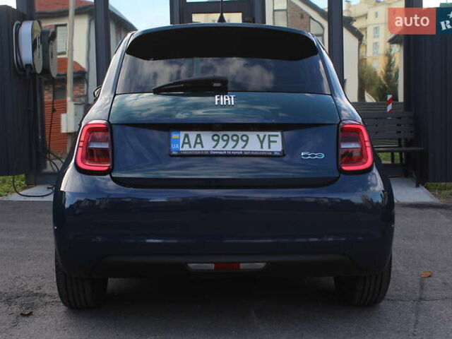 Синий Фиат 500e, объемом двигателя 0 л и пробегом 28 тыс. км за 14800 $, фото 13 на Automoto.ua