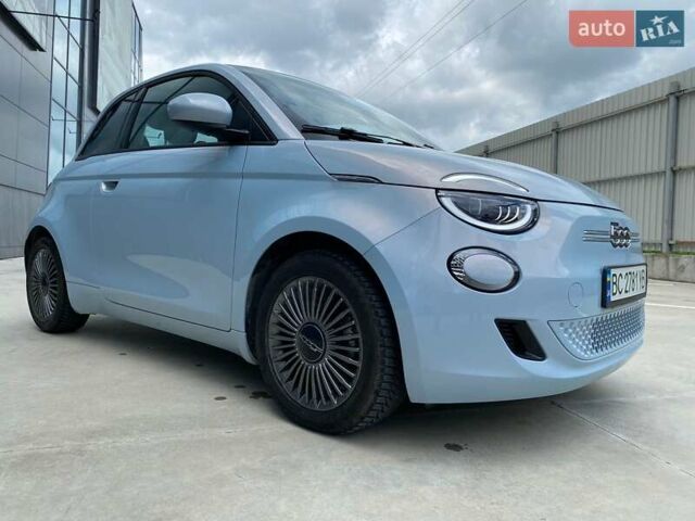 Синій Фіат 500e, об'ємом двигуна 0 л та пробігом 22 тис. км за 16500 $, фото 19 на Automoto.ua