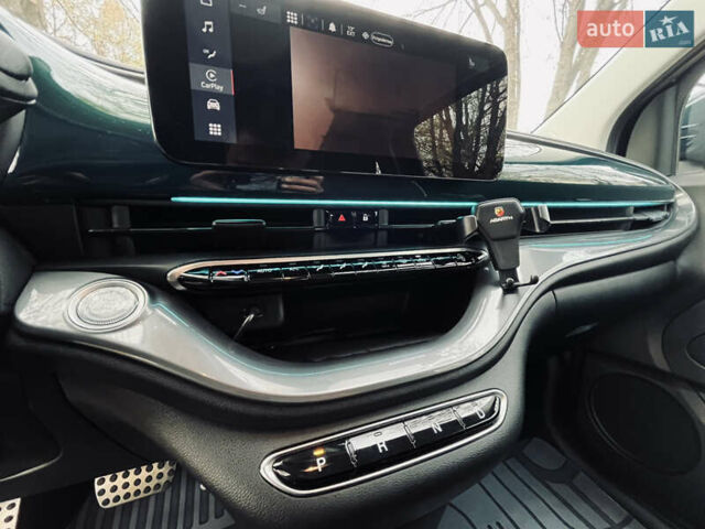 Синий Фиат 500e, объемом двигателя 0 л и пробегом 1 тыс. км за 19999 $, фото 16 на Automoto.ua