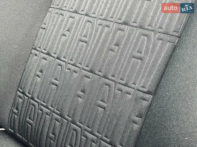 Синий Фиат 500e, объемом двигателя 0 л и пробегом 1 тыс. км за 19999 $, фото 23 на Automoto.ua