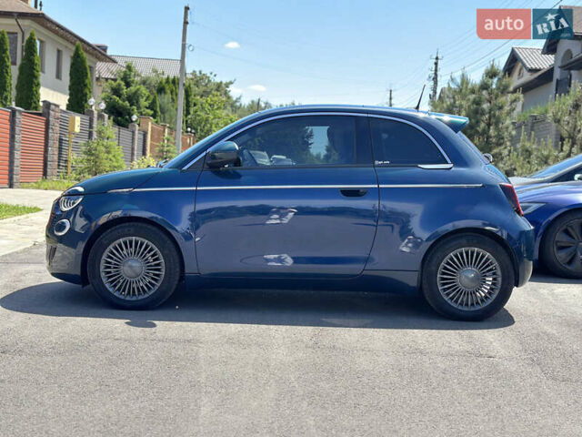 Зеленый Фиат 500e, объемом двигателя 0 л и пробегом 29 тыс. км за 15400 $, фото 6 на Automoto.ua