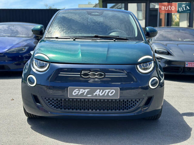 Зеленый Фиат 500e, объемом двигателя 0 л и пробегом 29 тыс. км за 15400 $, фото 2 на Automoto.ua