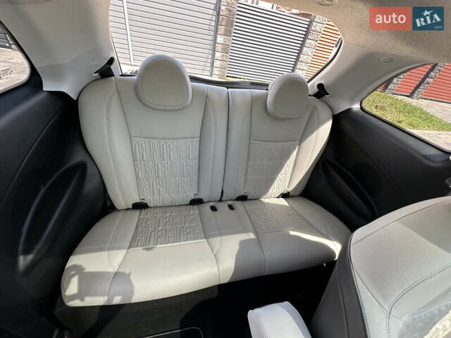 Зеленый Фиат 500e, объемом двигателя 0 л и пробегом 29 тыс. км за 15400 $, фото 15 на Automoto.ua