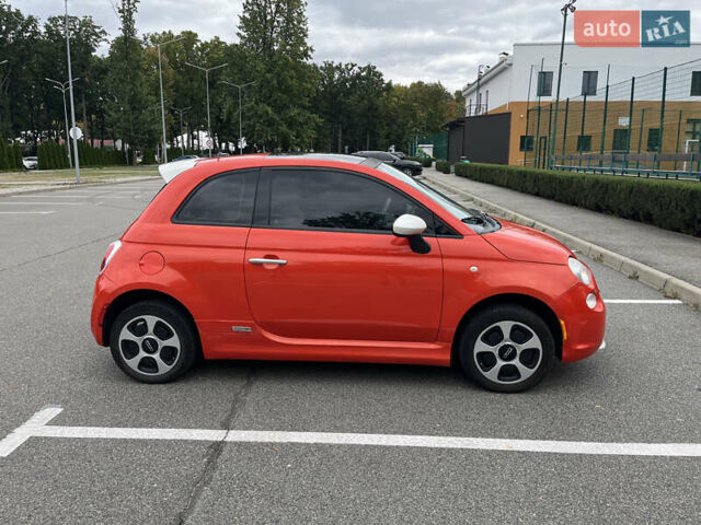 Оранжевый Фиат 500e, объемом двигателя 0 л и пробегом 129 тыс. км за 5800 $, фото 4 на Automoto.ua