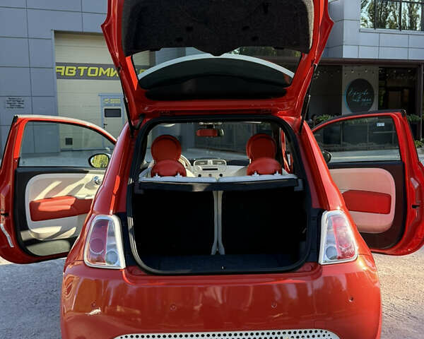 Оранжевый Фиат 500e, объемом двигателя 0 л и пробегом 61 тыс. км за 5200 $, фото 6 на Automoto.ua