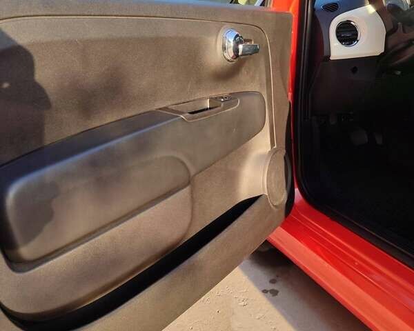 Оранжевый Фиат 500e, объемом двигателя 0 л и пробегом 59 тыс. км за 8500 $, фото 11 на Automoto.ua