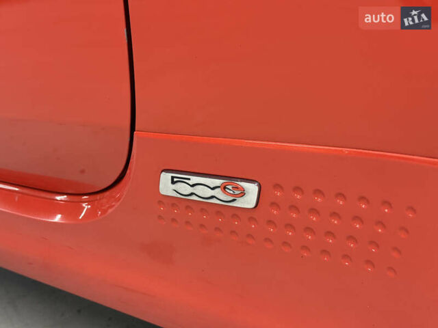 Помаранчевий Фіат 500e, об'ємом двигуна 0 л та пробігом 79 тис. км за 6800 $, фото 7 на Automoto.ua