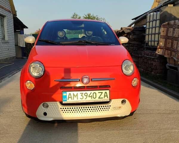 Оранжевый Фиат 500e, объемом двигателя 0 л и пробегом 59 тыс. км за 8500 $, фото 4 на Automoto.ua