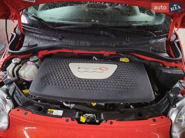 Оранжевый Фиат 500e, объемом двигателя 0 л и пробегом 75 тыс. км за 7000 $, фото 17 на Automoto.ua