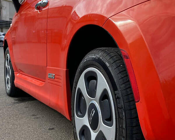 Оранжевый Фиат 500e, объемом двигателя 0 л и пробегом 55 тыс. км за 7700 $, фото 7 на Automoto.ua