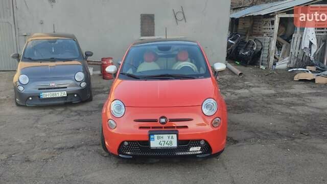 Фиат 500e 2015 в Одессе на Automoto.ua Оранжевый Фиат 500e, объемом двигателя 0 л и пробегом 67 тыс. км за 6650 $, фото 2 на Automoto.ua