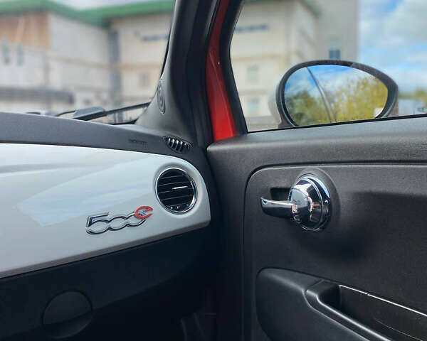 Оранжевый Фиат 500e, объемом двигателя 0 л и пробегом 55 тыс. км за 7700 $, фото 22 на Automoto.ua