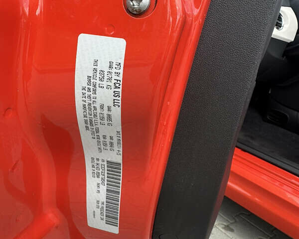 Оранжевый Фиат 500e, объемом двигателя 0 л и пробегом 36 тыс. км за 7550 $, фото 24 на Automoto.ua