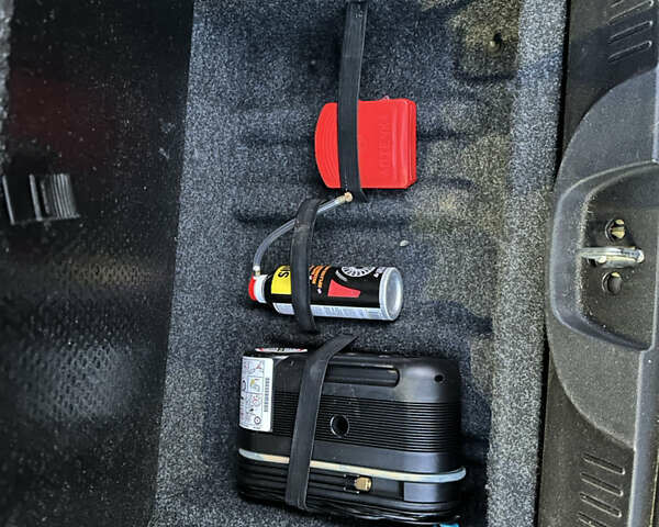 Помаранчевий Фіат 500e, об'ємом двигуна 0 л та пробігом 91 тис. км за 6400 $, фото 15 на Automoto.ua