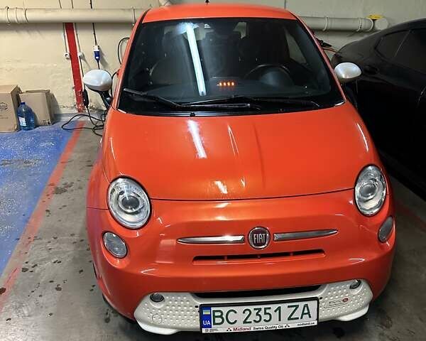 Оранжевый Фиат 500e, объемом двигателя 0 л и пробегом 118 тыс. км за 7000 $, фото 16 на Automoto.ua