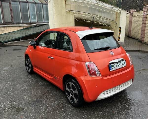 Оранжевый Фиат 500e, объемом двигателя 0 л и пробегом 118 тыс. км за 7000 $, фото 3 на Automoto.ua