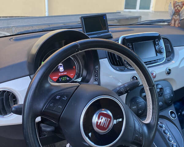 Оранжевый Фиат 500e, объемом двигателя 0 л и пробегом 71 тыс. км за 7800 $, фото 5 на Automoto.ua