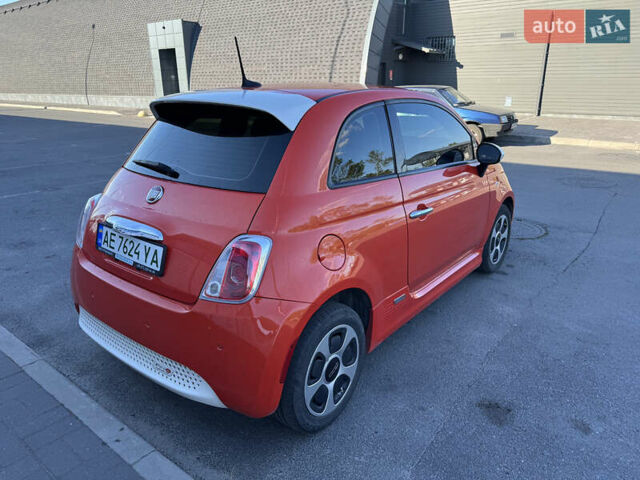 Оранжевый Фиат 500e, объемом двигателя 0 л и пробегом 101 тыс. км за 7300 $, фото 3 на Automoto.ua