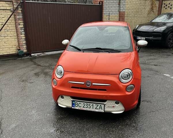 Оранжевый Фиат 500e, объемом двигателя 0 л и пробегом 118 тыс. км за 7000 $, фото 1 на Automoto.ua