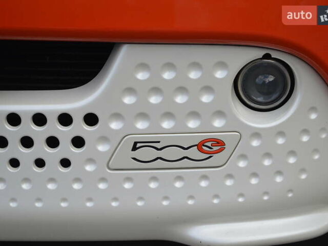 Помаранчевий Фіат 500e, об'ємом двигуна 0 л та пробігом 35 тис. км за 8500 $, фото 32 на Automoto.ua