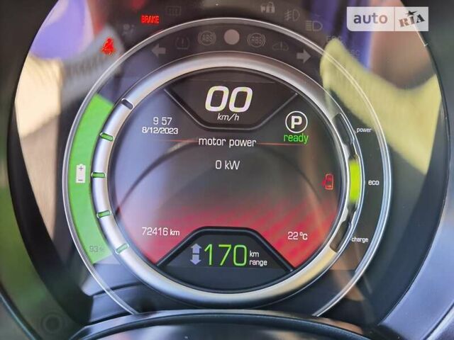 Оранжевый Фиат 500e, объемом двигателя 0 л и пробегом 72 тыс. км за 10000 $, фото 13 на Automoto.ua