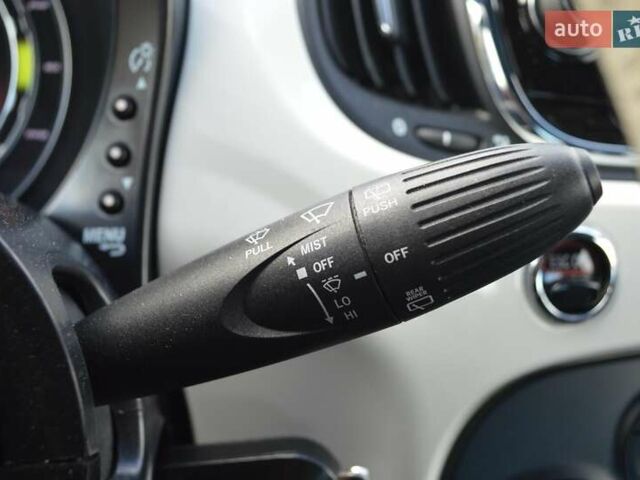 Помаранчевий Фіат 500e, об'ємом двигуна 0 л та пробігом 35 тис. км за 8500 $, фото 25 на Automoto.ua