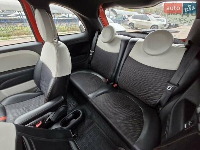 Оранжевый Фиат 500e, объемом двигателя 0 л и пробегом 130 тыс. км за 7900 $, фото 10 на Automoto.ua