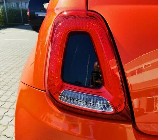 Оранжевый Фиат 500e, объемом двигателя 0 л и пробегом 72 тыс. км за 10000 $, фото 9 на Automoto.ua