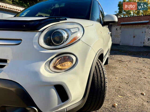 Белый Фиат 500L, объемом двигателя 1.37 л и пробегом 176 тыс. км за 8150 $, фото 6 на Automoto.ua