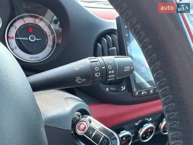 Белый Фиат 500L, объемом двигателя 1.25 л и пробегом 134 тыс. км за 9290 $, фото 21 на Automoto.ua