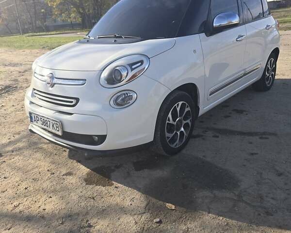 Белый Фиат 500L, объемом двигателя 1.37 л и пробегом 222 тыс. км за 7799 $, фото 22 на Automoto.ua