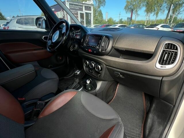 Белый Фиат 500L, объемом двигателя 1.37 л и пробегом 242 тыс. км за 7200 $, фото 21 на Automoto.ua