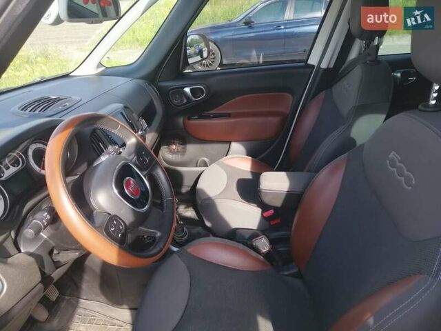 Білий Фіат 500L, об'ємом двигуна 1.37 л та пробігом 120 тис. км за 6999 $, фото 34 на Automoto.ua