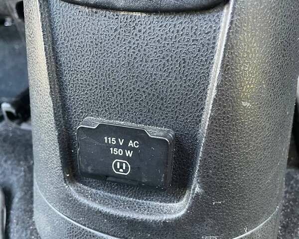 Білий Фіат 500L, об'ємом двигуна 1.37 л та пробігом 120 тис. км за 6999 $, фото 38 на Automoto.ua