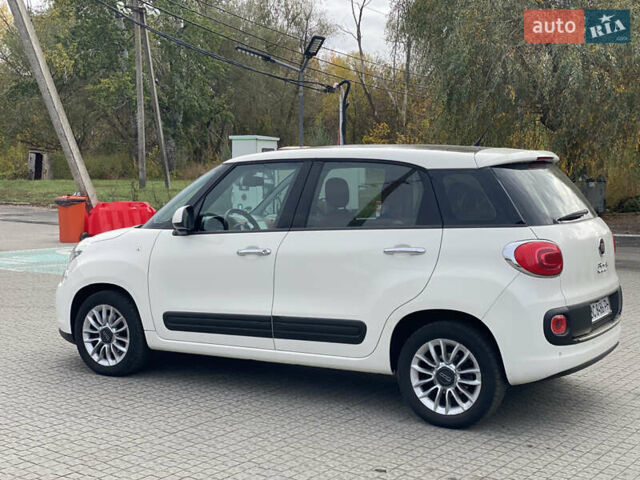 Белый Фиат 500L, объемом двигателя 1.25 л и пробегом 190 тыс. км за 9700 $, фото 9 на Automoto.ua