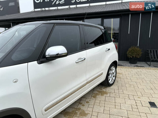 Белый Фиат 500L, объемом двигателя 1.4 л и пробегом 110 тыс. км за 7900 $, фото 4 на Automoto.ua