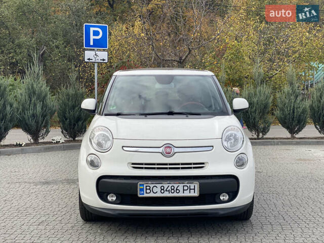 Белый Фиат 500L, объемом двигателя 1.25 л и пробегом 190 тыс. км за 9700 $, фото 4 на Automoto.ua