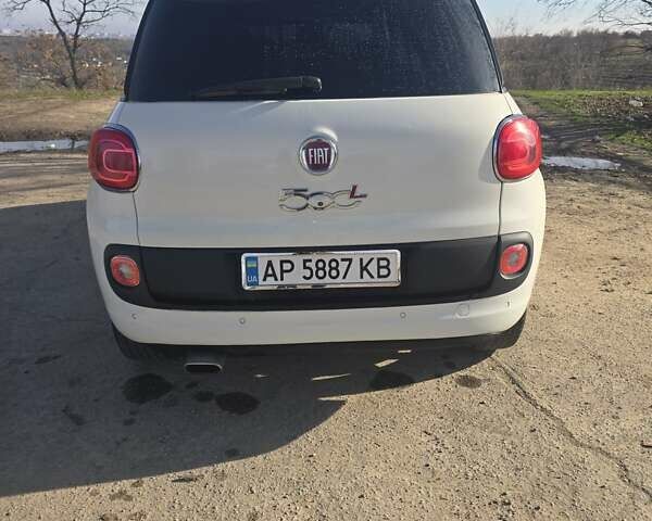Белый Фиат 500L, объемом двигателя 1.37 л и пробегом 222 тыс. км за 7799 $, фото 9 на Automoto.ua